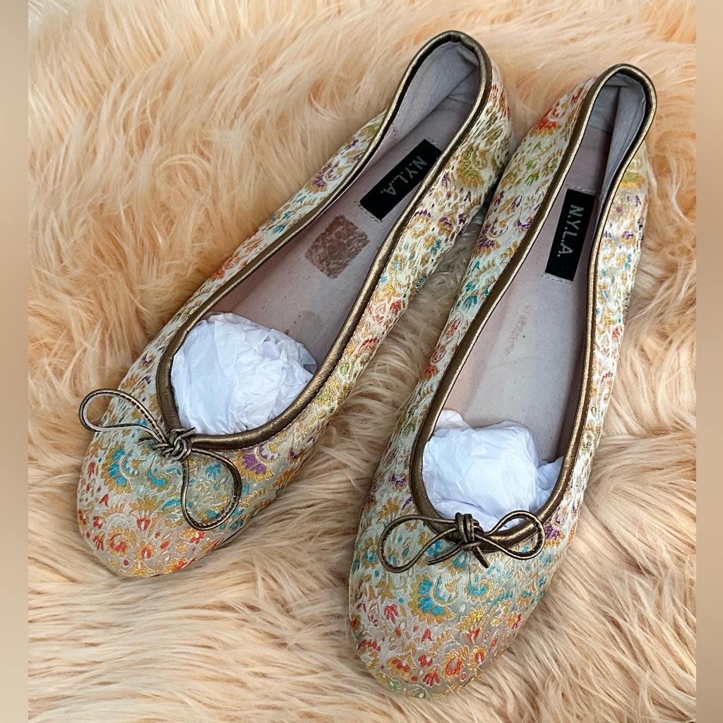 N.Y.L.A. Floral Patterned Ballet Flats Orange, Gold And Blue Sz 8.5 New!